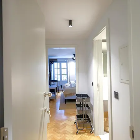 Townhouse Cimo De By Hosts * ポルト